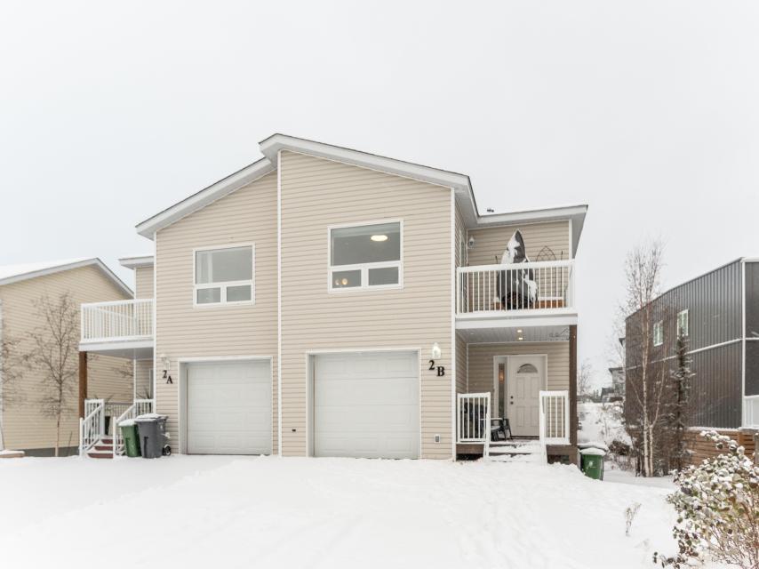 B - 2 Stirling Court, Niven, Yellowknife 